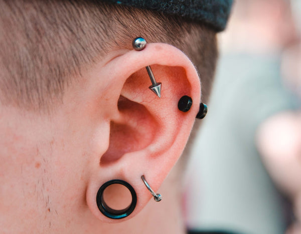 Aus welchem Material bestehen Piercings? Dies sind die gängigsten Materialien