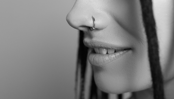 Piercing-Schmuck: Materialien und ihre Vor- und Nachteile