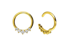 Laden Sie das Bild in den Galerie-Viewer, 18 Karat Gold Clicker Ring 5 Kristalle piercinginspiration®