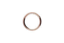 Laden Sie das Bild in den Galerie-Viewer, Basic 18 Karat Gold Clicker Ring piercinginspiration®