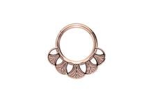 Laden Sie das Bild in den Galerie-Viewer, Clicker Ring Blätter Design piercinginspiration®