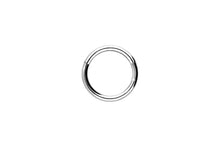 Laden Sie das Bild in den Galerie-Viewer, Titan Basic Clicker Ring Weißgold piercinginspiration®