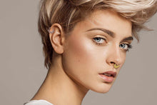 Laden Sie das Bild in den Galerie-Viewer, Clicker Ring Blätter Design piercinginspiration®