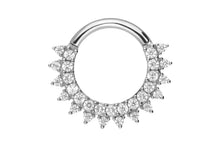 Laden Sie das Bild in den Galerie-Viewer, 18 Karat Gold Clicker Ring Kristalle Sonne piercinginspiration®