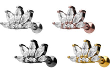 Laden Sie das Bild in den Galerie-Viewer, Lotus Kristall Blume Ohrpiercing piercinginspiration®