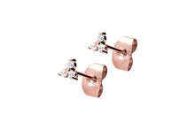 Laden Sie das Bild in den Galerie-Viewer, 3 Kristalle Blume Ohrstecker Ohrringe Paar piercinginspiration®