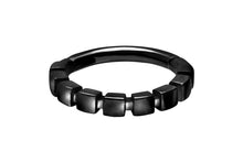 Laden Sie das Bild in den Galerie-Viewer, Clicker Ring Würfel Design piercinginspiration®