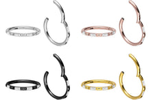 Laden Sie das Bild in den Galerie-Viewer, Basic Clicker Ring Eingefasste Baguette Kristalle piercinginspiration®