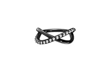 Laden Sie das Bild in den Galerie-Viewer, Clicker Ring Unendlichkeit Eingefasste Multiple Baguette Kristalle piercinginspiration®