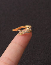Laden Sie das Bild in den Galerie-Viewer, X Kreuz Kristall Ear Cuff 925 Sterling Silber piercinginspiration®