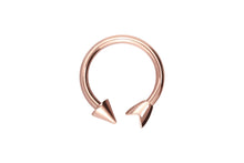Laden Sie das Bild in den Galerie-Viewer, Titan Innengewinde Hufeisen Pfeil Ring Barbell piercinginspiration®