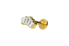 Laden Sie das Bild in den Galerie-Viewer, Titan Innengewinde Labret 5 Baguette Kristalle Ohrpiercing Platte Flach piercinginspiration®