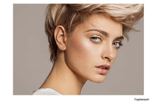 Laden Sie das Bild in den Galerie-Viewer, Titan Innengewinde Labret 4 Kristalle Schmetterling Ohrpiercing piercinginspiration®