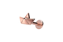 Laden Sie das Bild in den Galerie-Viewer, Titan Papier Schiff Innengewinde Labret Ohrpiercing piercinginspiration®