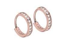 Laden Sie das Bild in den Galerie-Viewer, Titan Kreolen Clicker Ring Kristalle Ohrstecker Paar Breit Ohrringe piercinginspiration®