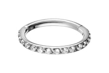 Laden Sie das Bild in den Galerie-Viewer, Titan Clicker Ring Multiple Kristalle piercinginspiration®