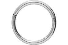 Laden Sie das Bild in den Galerie-Viewer, Titan Basic Clicker Ring piercinginspiration®